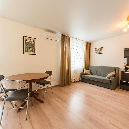 New Appartment Near Kyiv Airport Екстер'єр фото